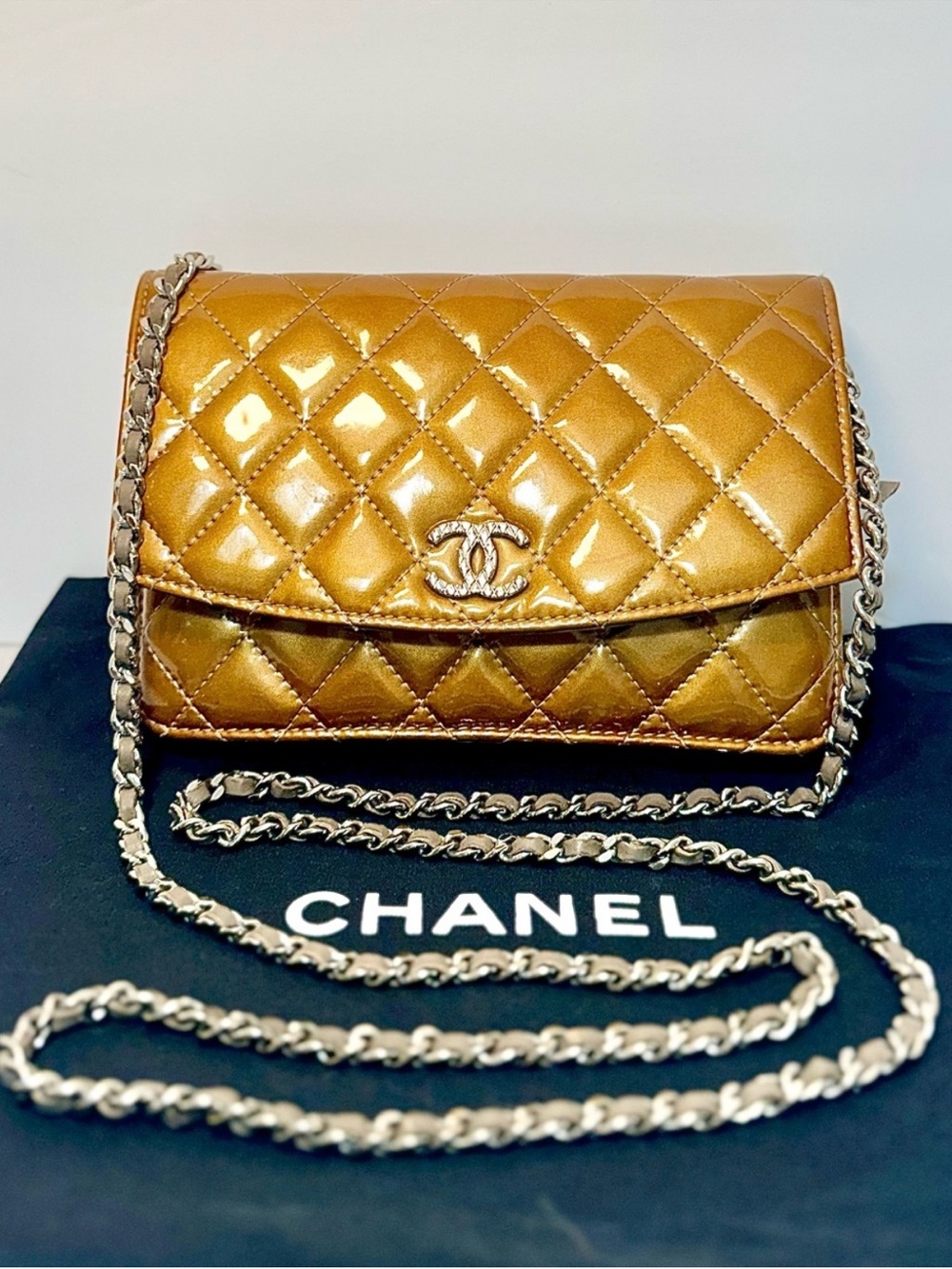 CHANEL Metallic Champagne Gold Quilted Patent Leather Crossbody AUTHENTIC